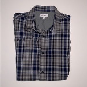 Calvin Klein Button Down Dress Shirt Small
